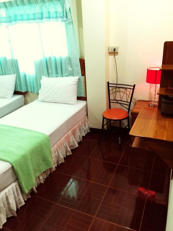 J-Safe Guesthouse Σουκοτάι Εξωτερικό φωτογραφία