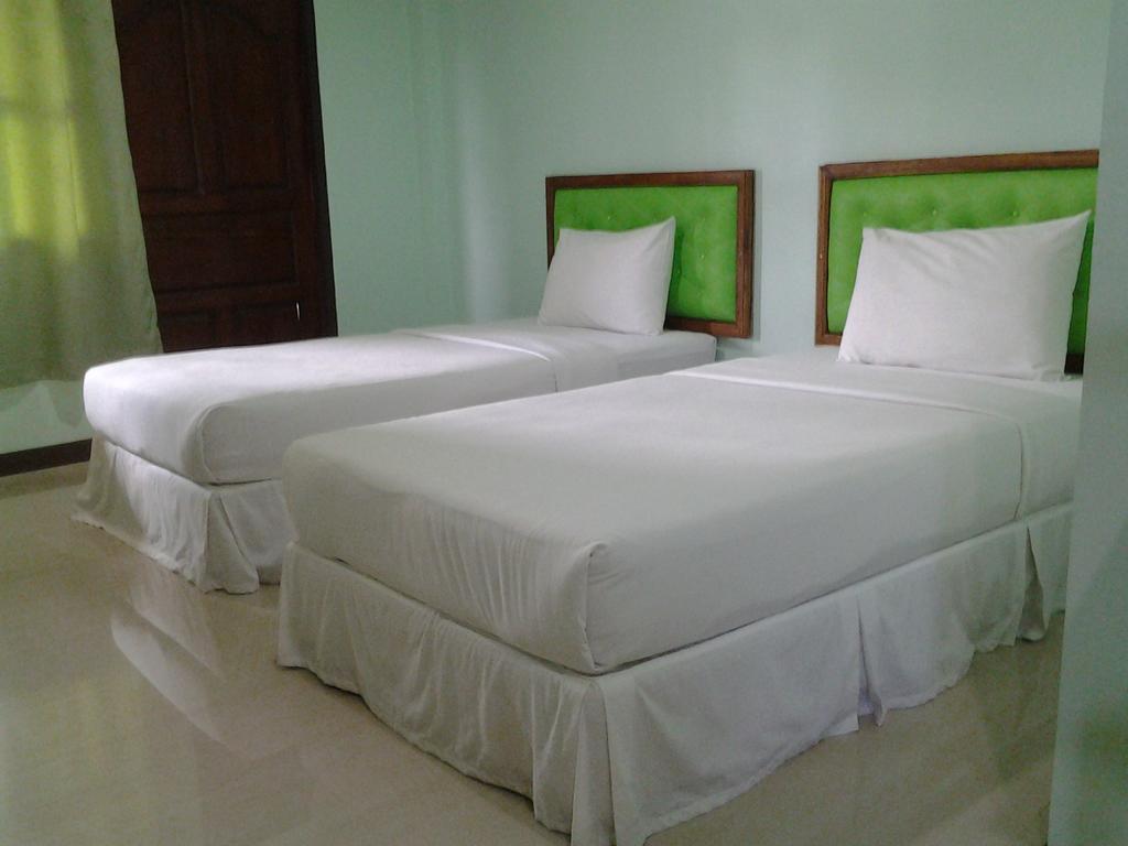 J-Safe Guesthouse Σουκοτάι Εξωτερικό φωτογραφία
