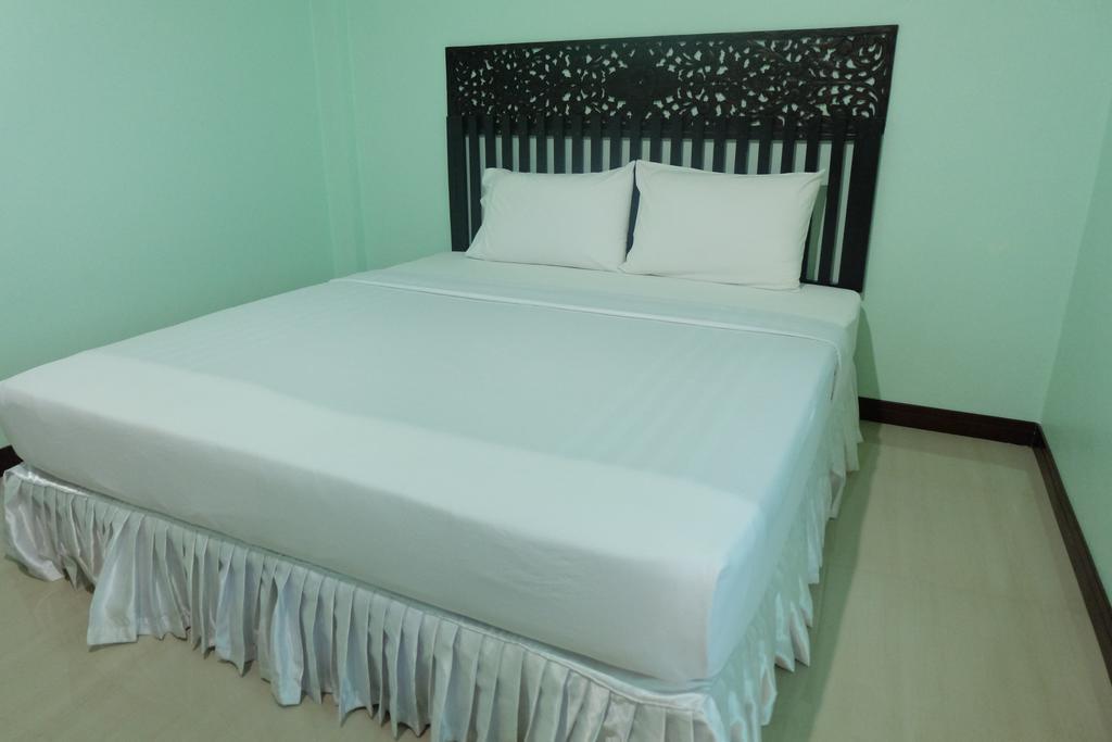 J-Safe Guesthouse Σουκοτάι Δωμάτιο φωτογραφία