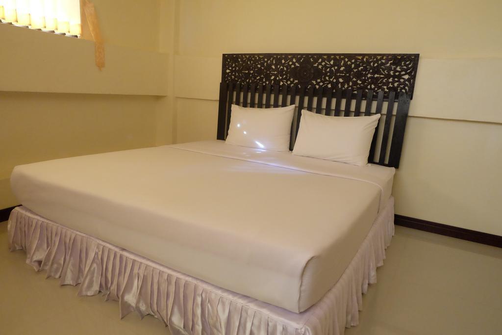 J-Safe Guesthouse Σουκοτάι Εξωτερικό φωτογραφία