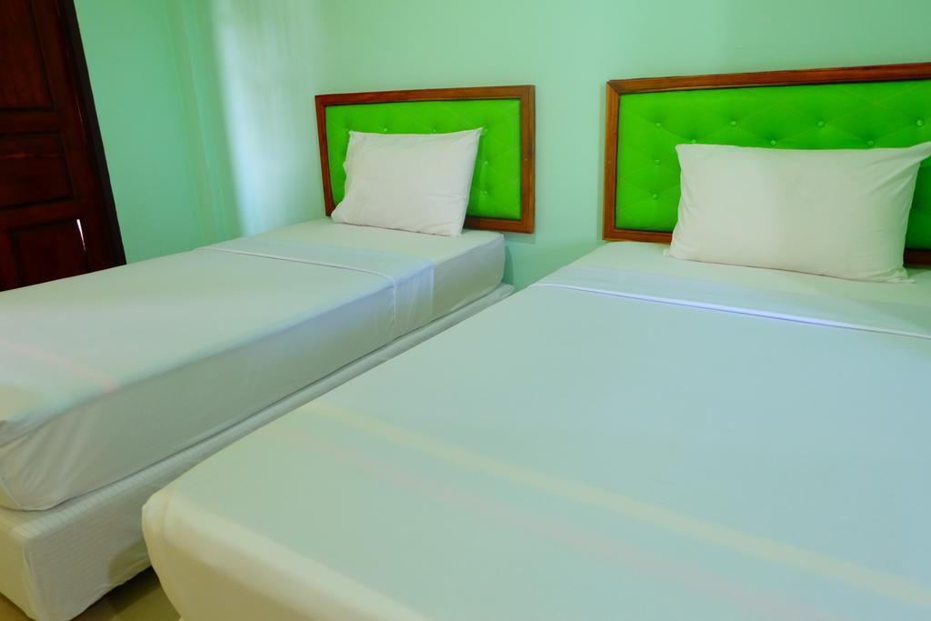 J-Safe Guesthouse Σουκοτάι Εξωτερικό φωτογραφία